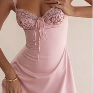 HOUSE OF CB 'Adriana' Rose Satin And Lace Mini Dress